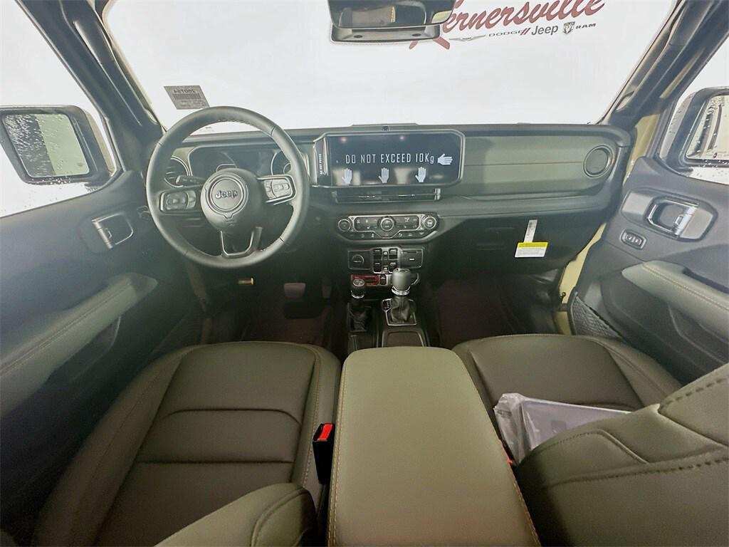 new 2026 Jeep Gladiator car, priced at $65,980