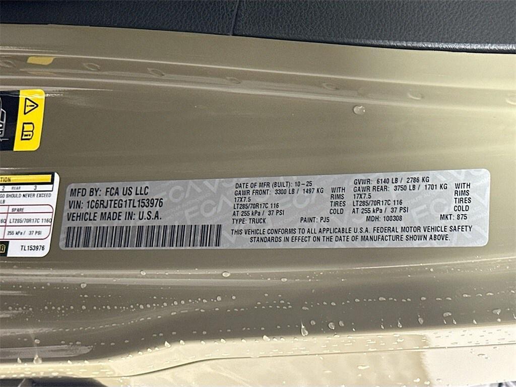 new 2026 Jeep Gladiator car, priced at $65,980