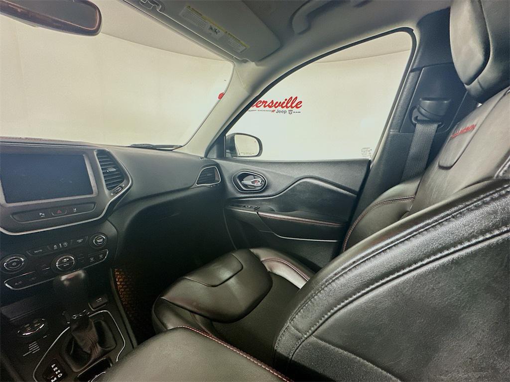 used 2021 Jeep Cherokee car, priced at $20,435