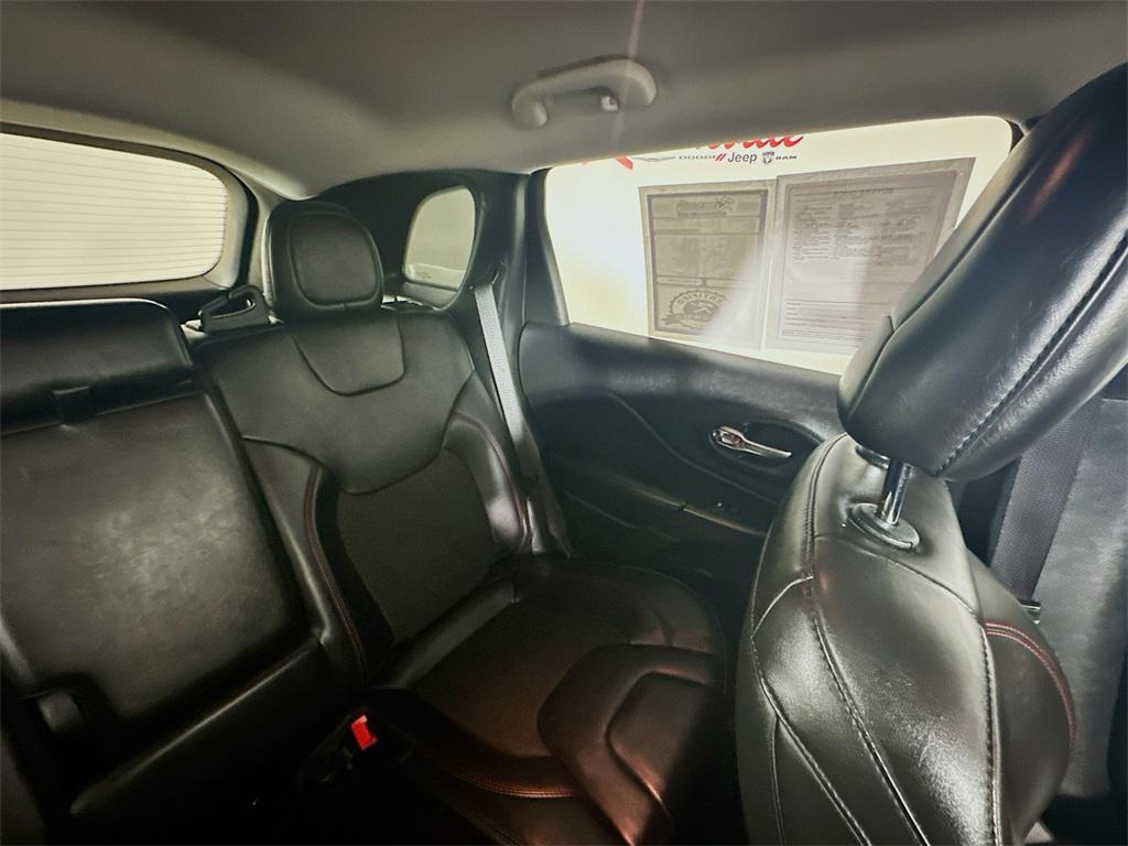 used 2021 Jeep Cherokee car, priced at $20,435