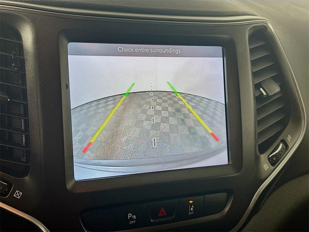 used 2021 Jeep Cherokee car, priced at $20,435