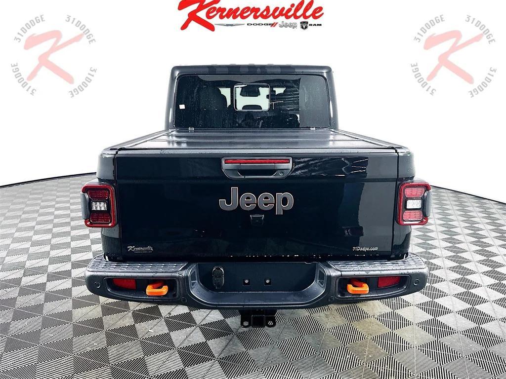 new 2026 Jeep Gladiator car, priced at $65,980