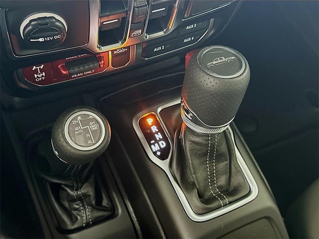 new 2026 Jeep Gladiator car, priced at $65,980