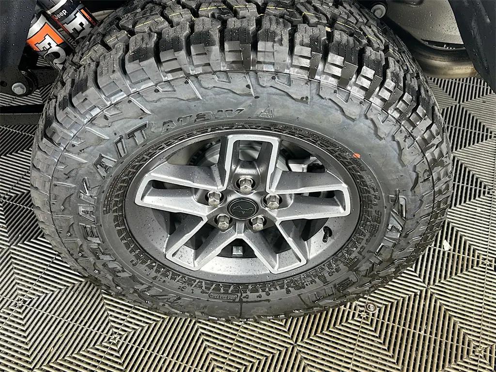 new 2026 Jeep Gladiator car, priced at $65,980