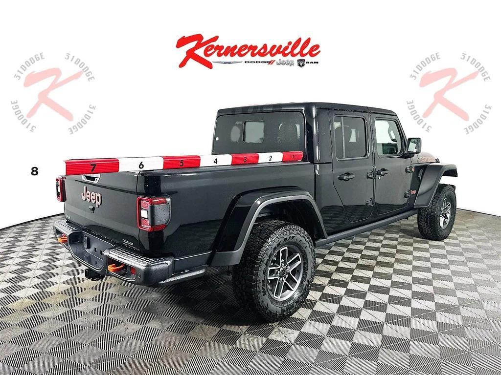 new 2026 Jeep Gladiator car, priced at $65,980