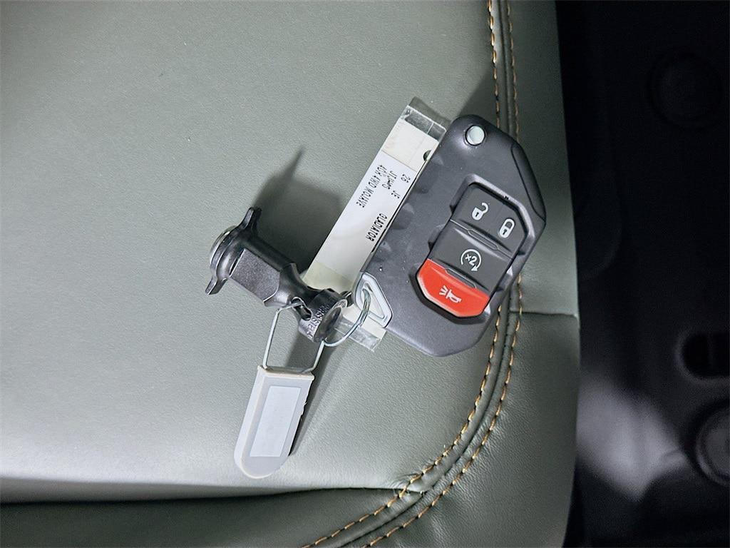 new 2026 Jeep Gladiator car, priced at $65,980