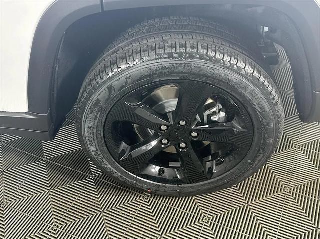 new 2025 Jeep Grand Cherokee L car, priced at $45,466