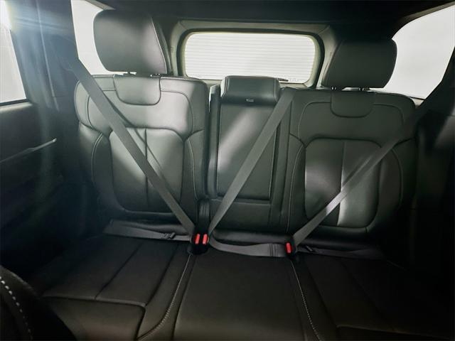 new 2024 Jeep Grand Cherokee car, priced at $43,228