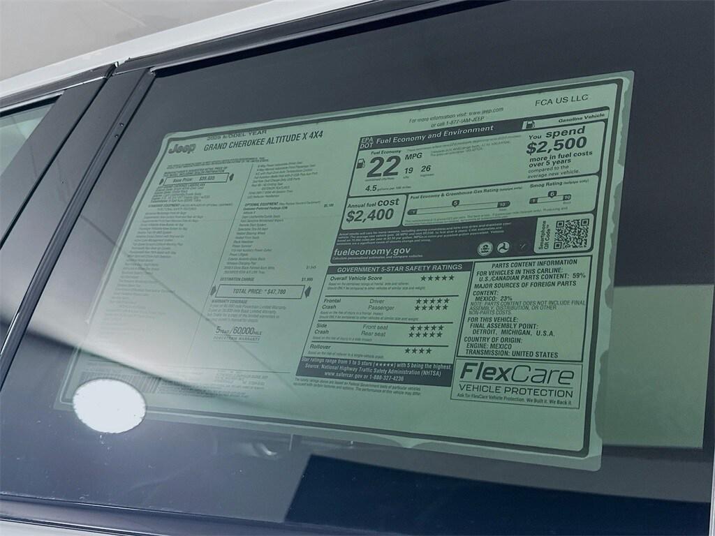 new 2025 Jeep Grand Cherokee car, priced at $41,190