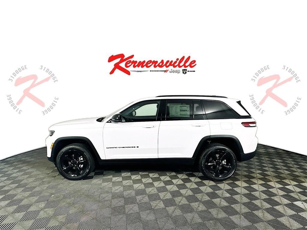 new 2025 Jeep Grand Cherokee car, priced at $41,190