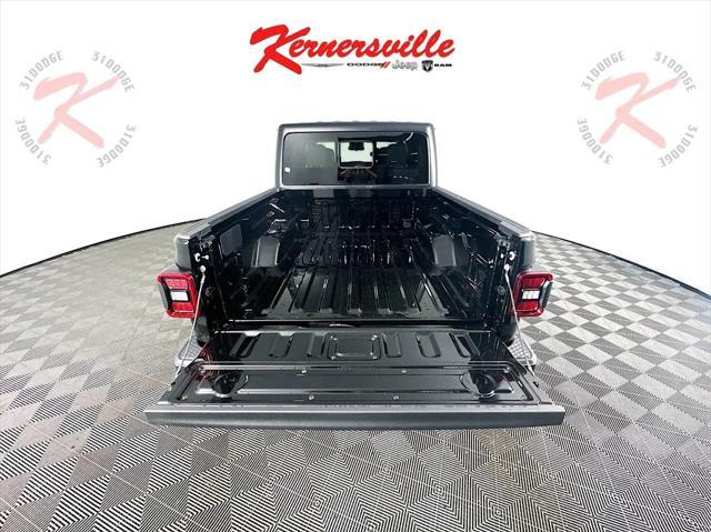 new 2025 Jeep Gladiator car, priced at $48,407