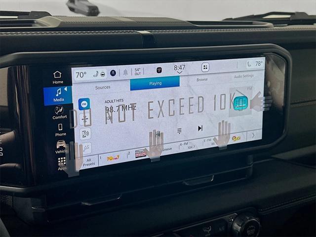 new 2025 Jeep Gladiator car, priced at $49,212
