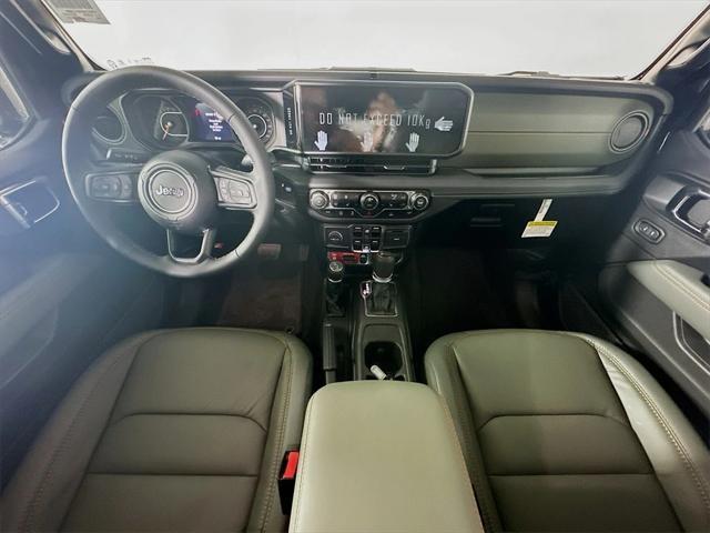 new 2025 Jeep Gladiator car, priced at $49,212