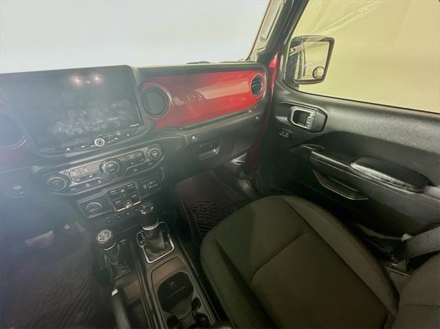 used 2022 Jeep Gladiator car, priced at $39,185