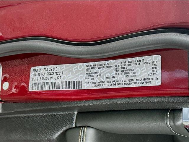 new 2025 Jeep Grand Cherokee car, priced at $56,871