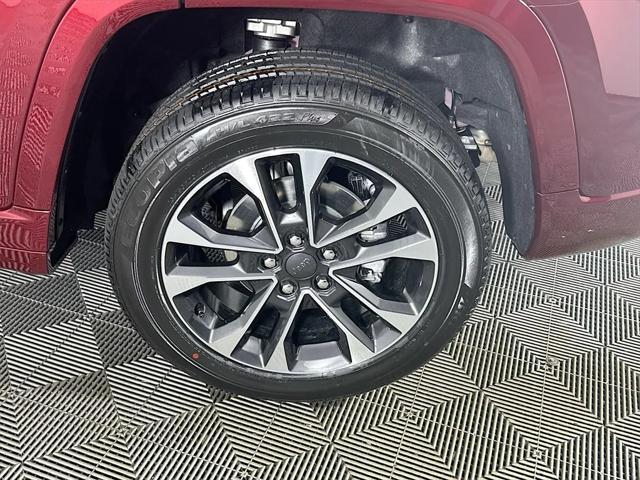 new 2025 Jeep Grand Cherokee car, priced at $56,871