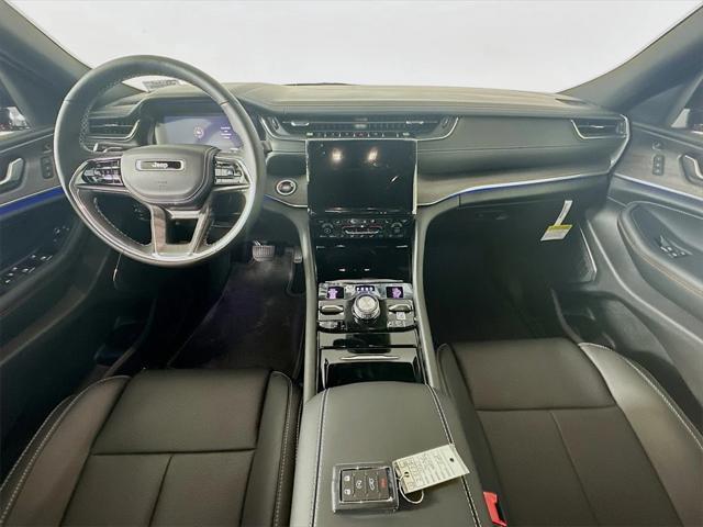 new 2025 Jeep Grand Cherokee car, priced at $56,871
