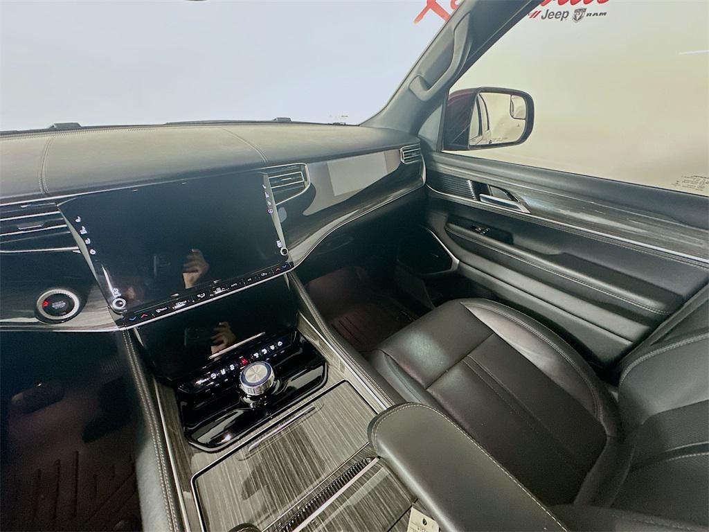 used 2022 Jeep Wagoneer car, priced at $46,335