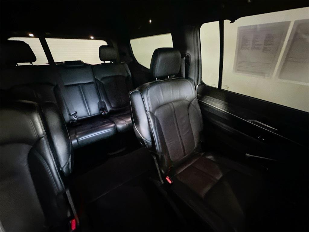 used 2022 Jeep Wagoneer car, priced at $46,335