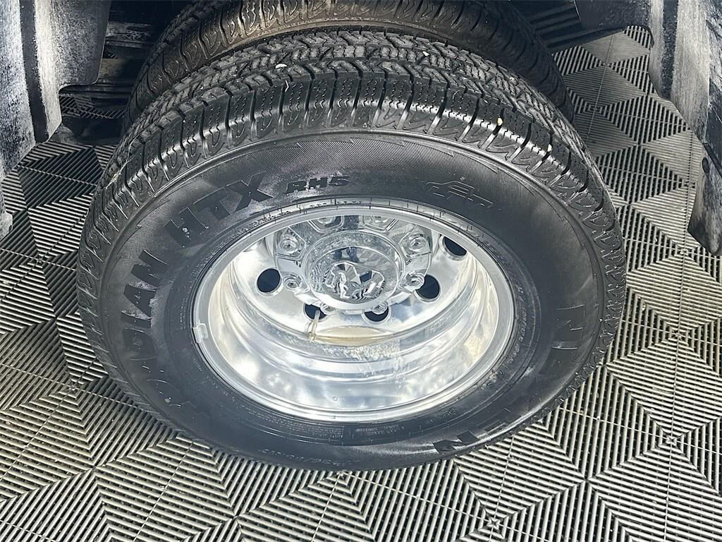 new 2025 Ram 3500 car, priced at $90,303