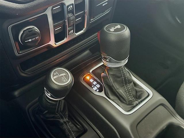 new 2025 Jeep Wrangler car, priced at $40,088
