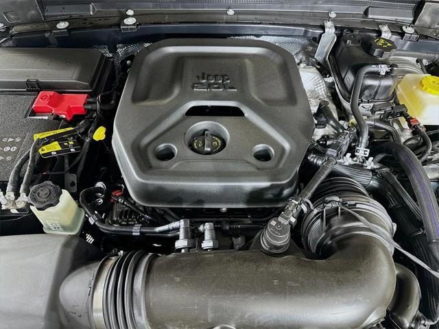 new 2025 Jeep Wrangler car, priced at $40,088