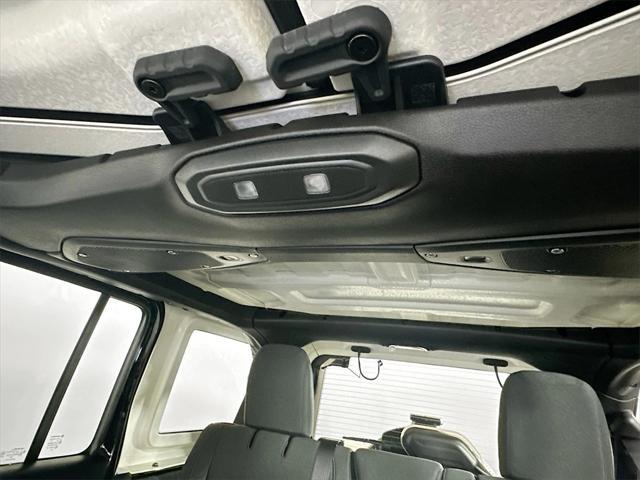 new 2025 Jeep Wrangler car, priced at $40,088