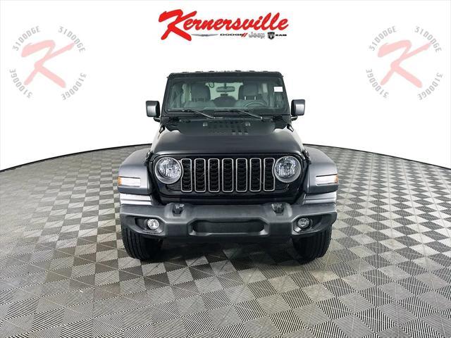 new 2025 Jeep Wrangler car, priced at $40,088