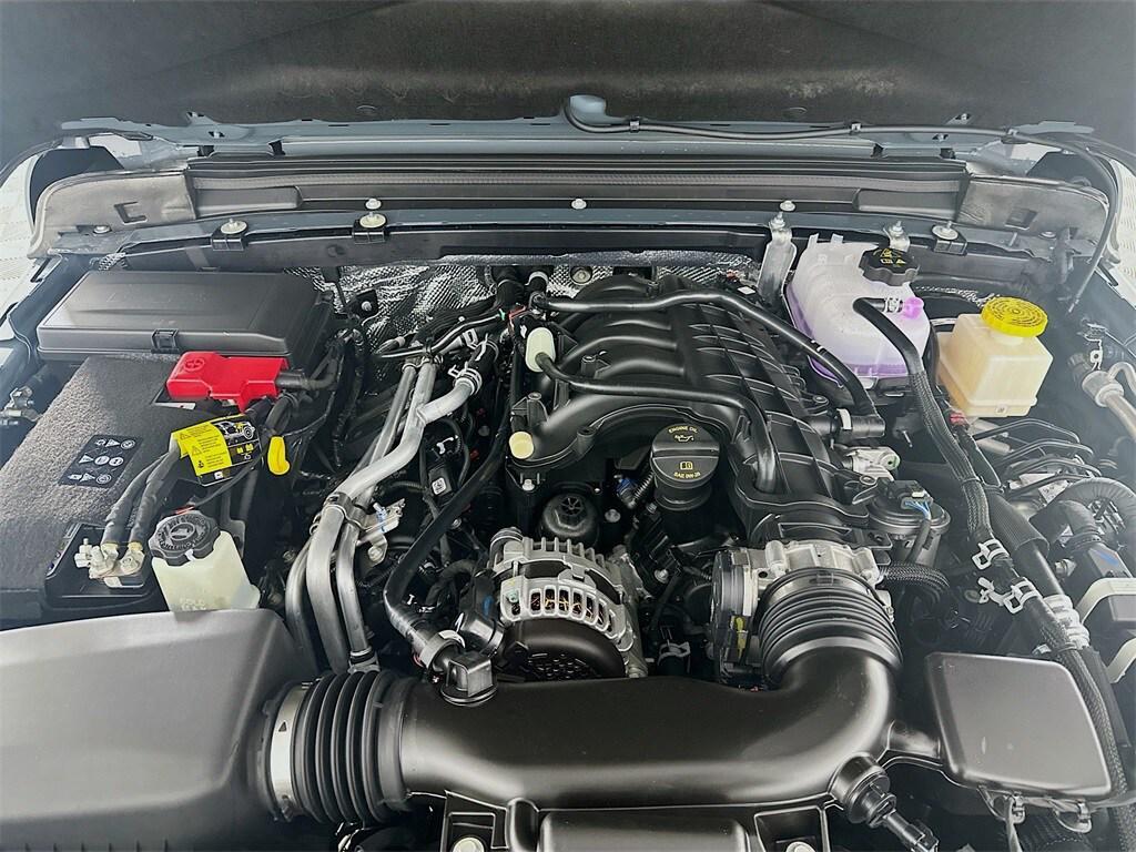 new 2025 Jeep Gladiator car, priced at $41,952
