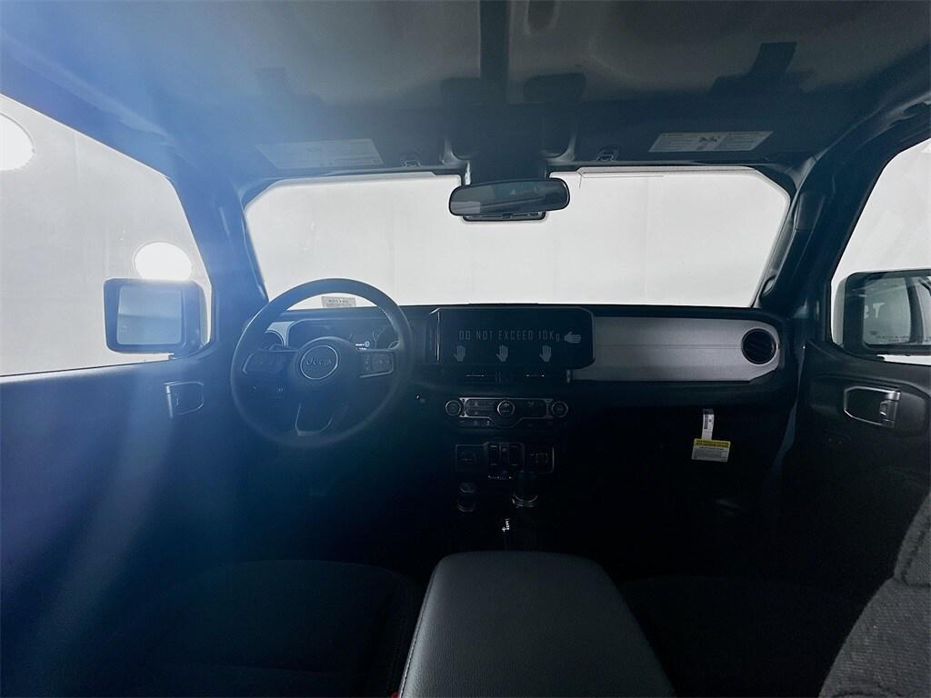 new 2025 Jeep Gladiator car, priced at $41,952