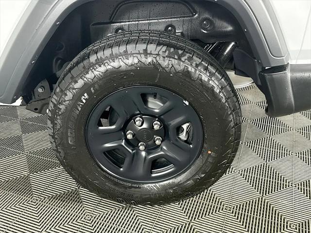 new 2025 Jeep Wrangler car, priced at $33,440