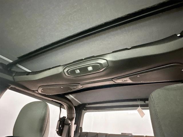 new 2025 Jeep Wrangler car, priced at $33,440