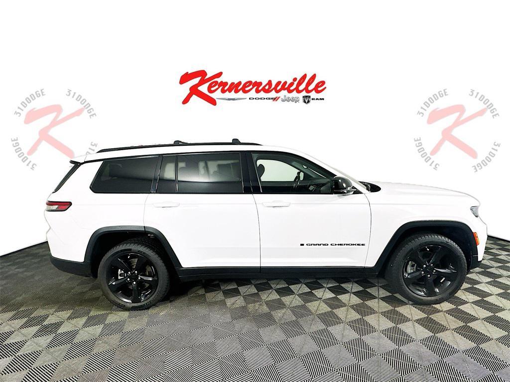 used 2021 Jeep Grand Cherokee L car, priced at $22,985
