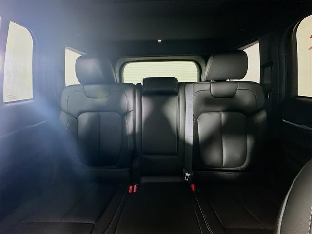 new 2025 Jeep Grand Cherokee car, priced at $45,548