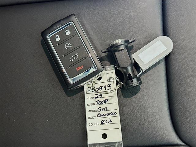 new 2025 Jeep Grand Cherokee L car, priced at $47,162