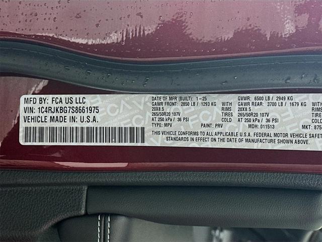 new 2025 Jeep Grand Cherokee L car, priced at $47,162