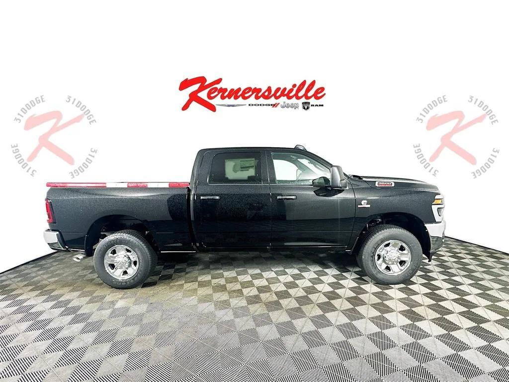 new 2025 Ram 3500 car, priced at $59,728