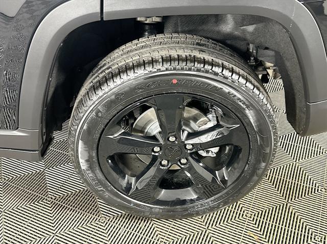 new 2025 Jeep Grand Cherokee car, priced at $44,058
