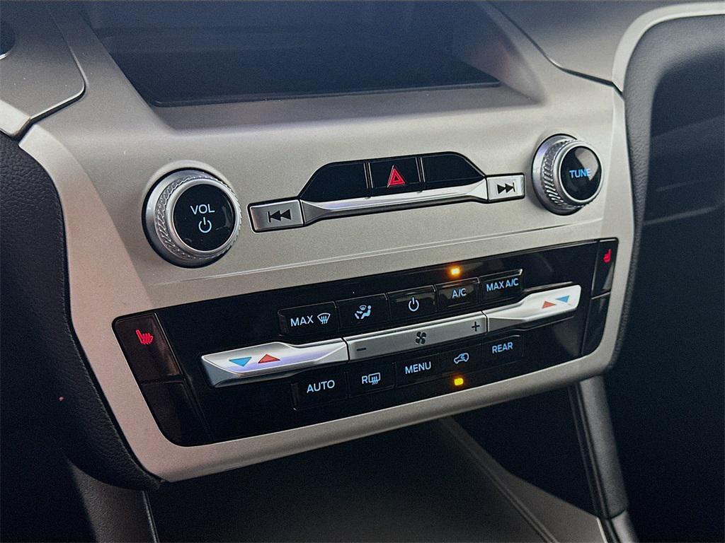 used 2022 Ford Explorer car, priced at $24,935