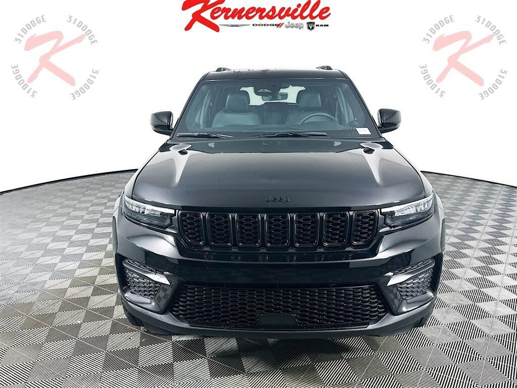new 2025 Jeep Grand Cherokee car, priced at $39,742