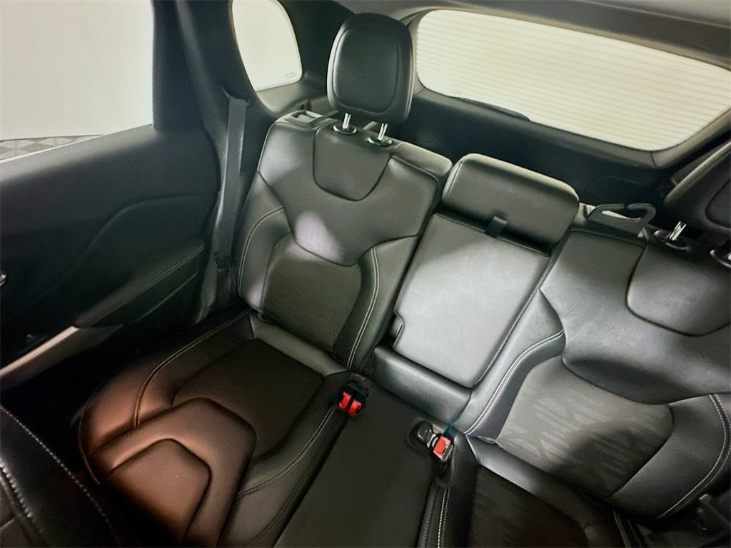 used 2022 Jeep Cherokee car, priced at $21,635