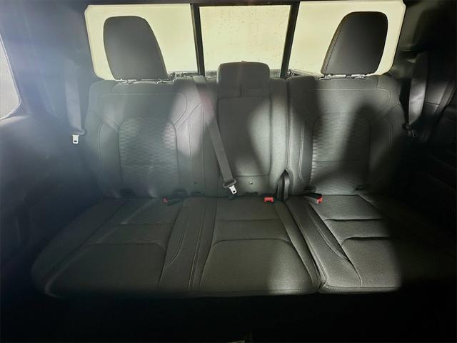 new 2025 Ram 1500 car, priced at $47,578