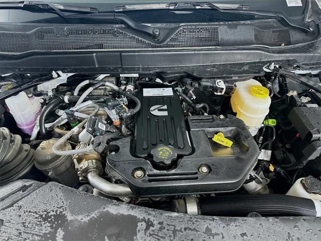new 2025 Ram 3500 car, priced at $77,058