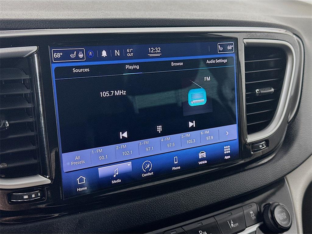 used 2021 Chrysler Pacifica car, priced at $18,985