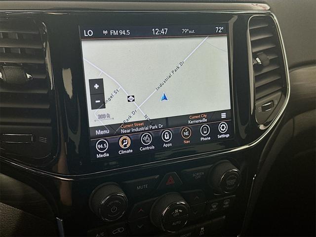 used 2022 Jeep Grand Cherokee car, priced at $27,635