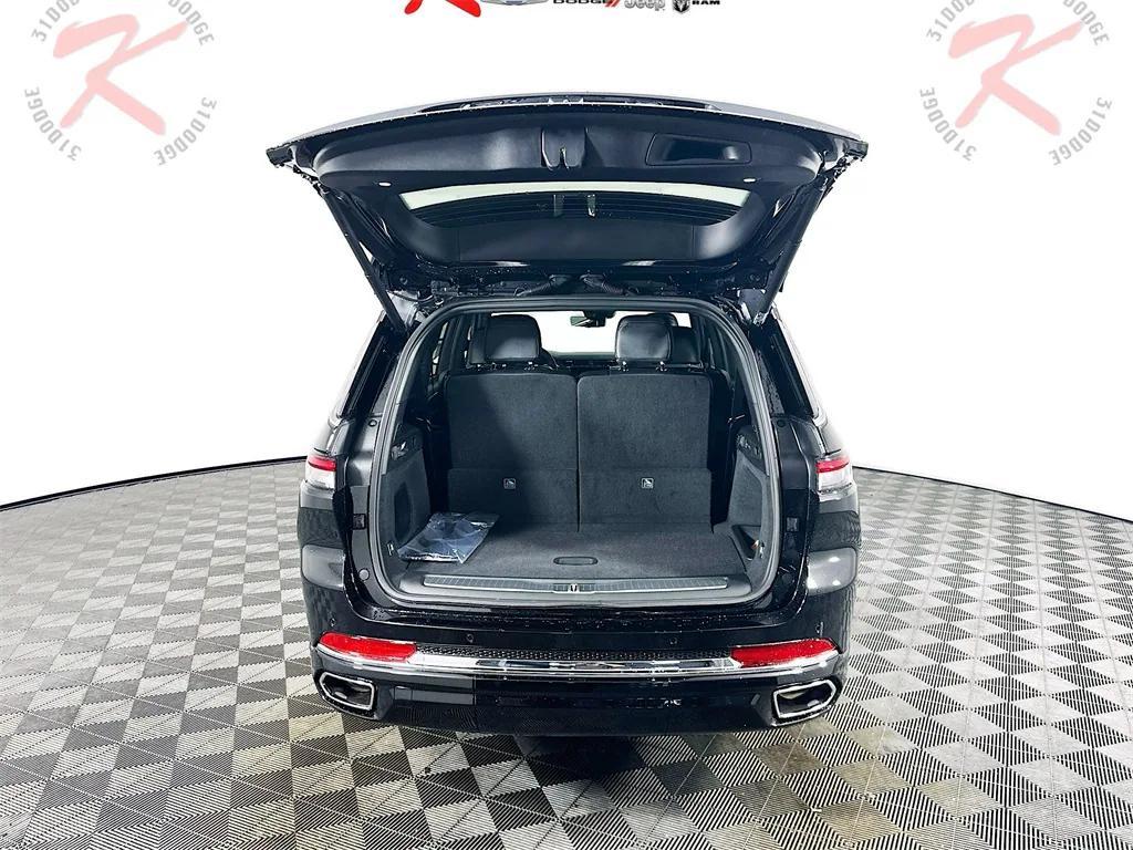 new 2025 Jeep Grand Cherokee L car, priced at $57,572