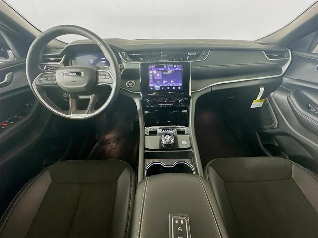 new 2025 Jeep Grand Cherokee L car, priced at $41,899