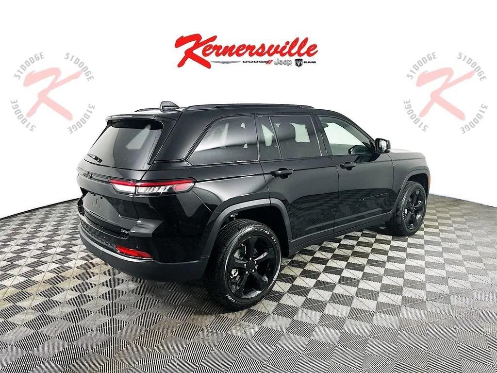 new 2025 Jeep Grand Cherokee car, priced at $41,708