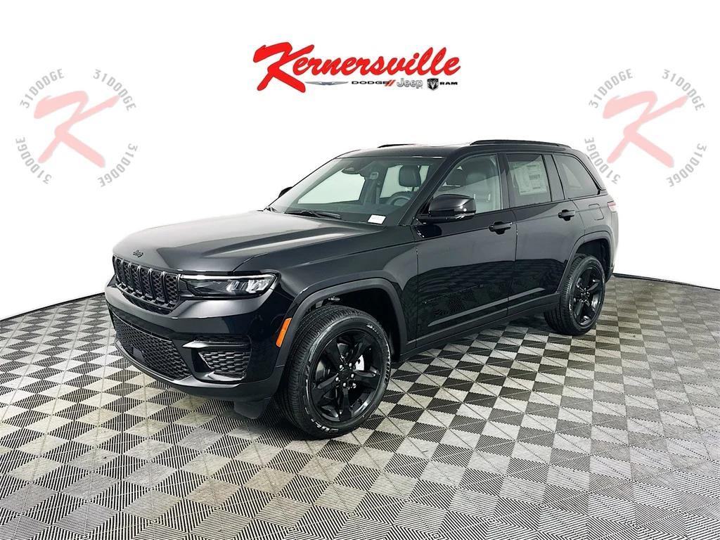 new 2025 Jeep Grand Cherokee car, priced at $41,708