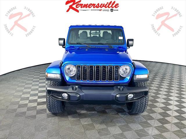 new 2025 Jeep Gladiator car, priced at $40,263